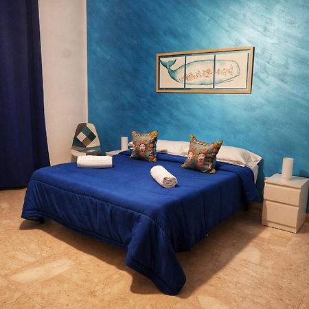 La Casa Del Moro - Al Politeama Bed & Breakfast ปาแลร์โม ภายนอก รูปภาพ