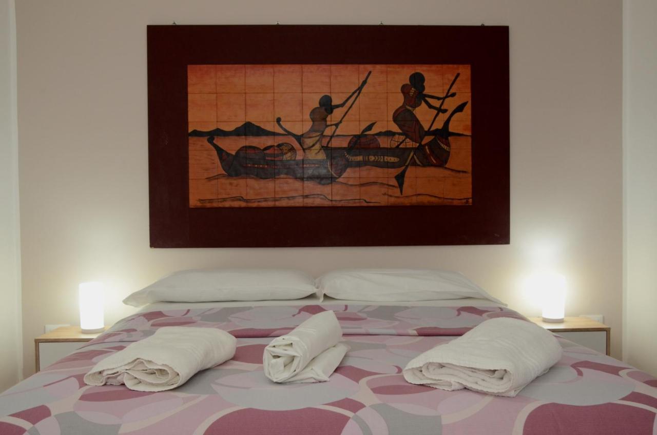 La Casa Del Moro - Al Politeama Bed & Breakfast ปาแลร์โม ภายนอก รูปภาพ