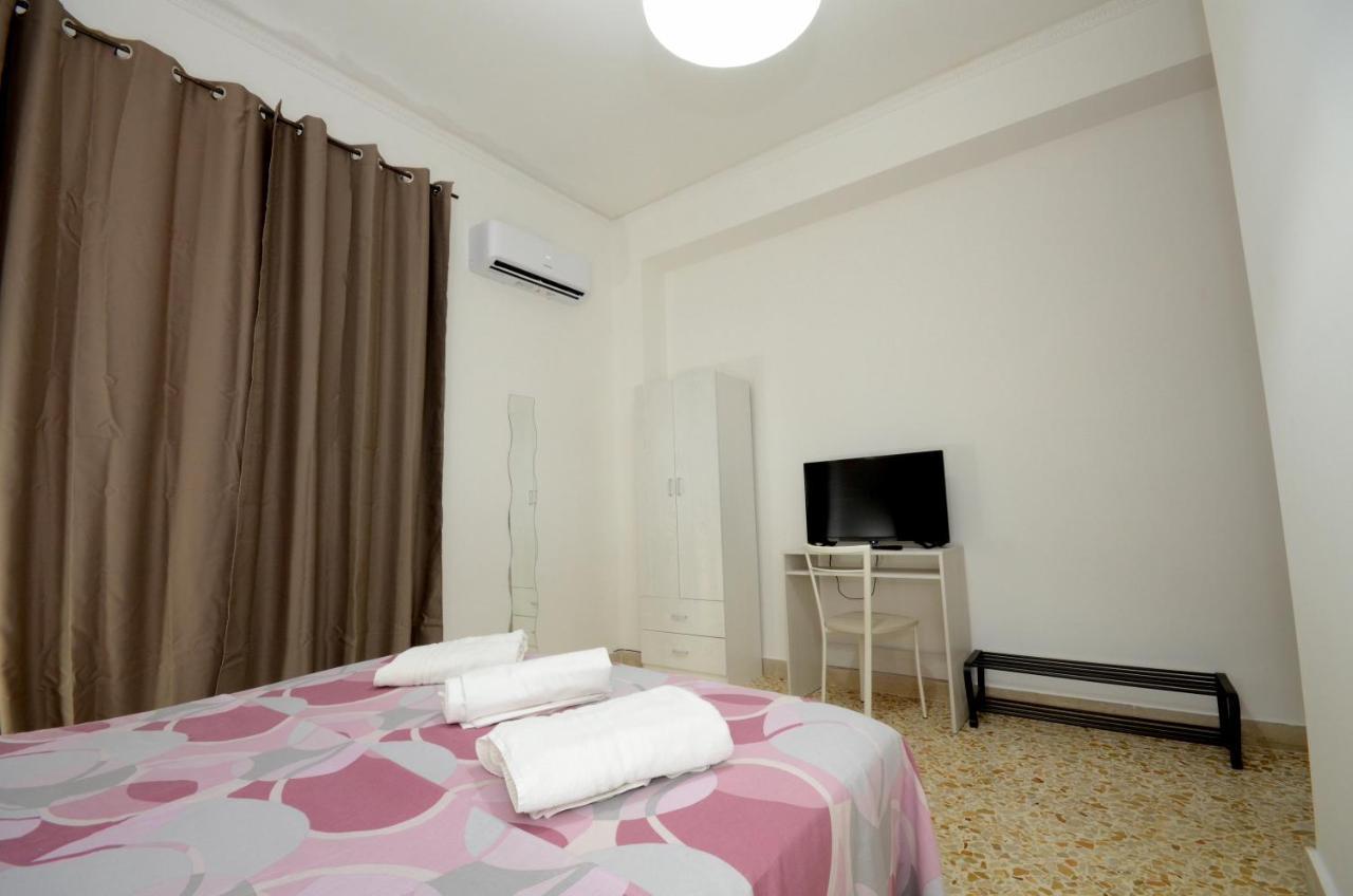 La Casa Del Moro - Al Politeama Bed & Breakfast ปาแลร์โม ภายนอก รูปภาพ
