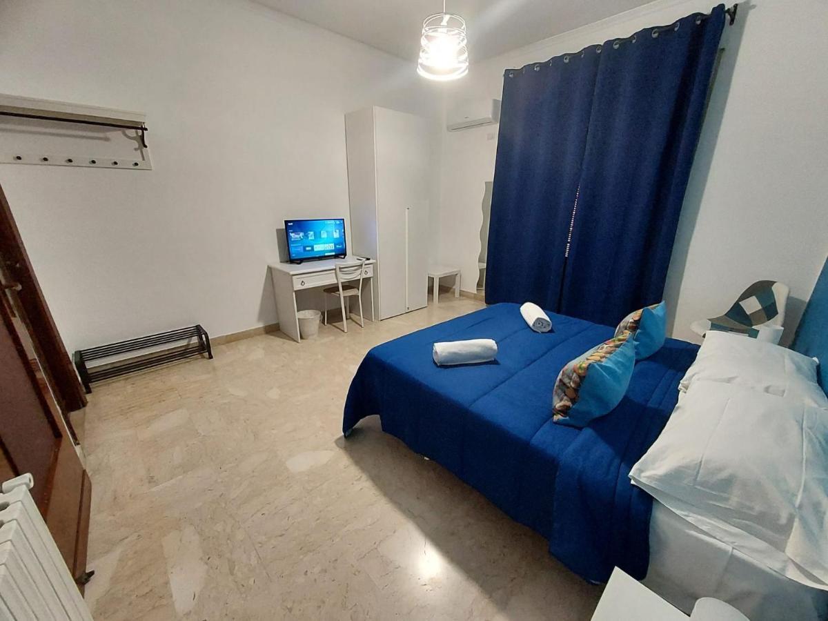 La Casa Del Moro - Al Politeama Bed & Breakfast ปาแลร์โม ภายนอก รูปภาพ