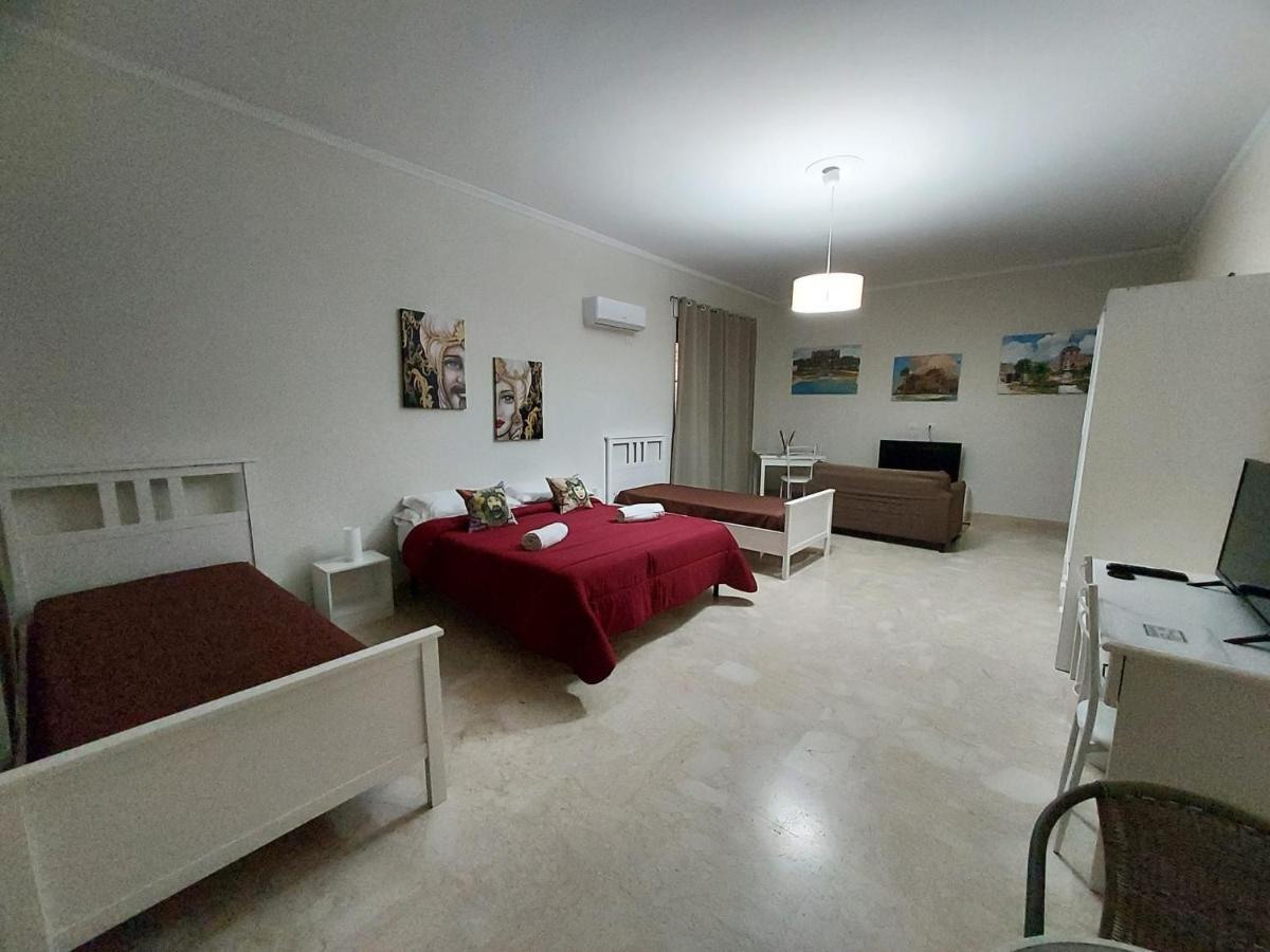 La Casa Del Moro - Al Politeama Bed & Breakfast ปาแลร์โม ภายนอก รูปภาพ