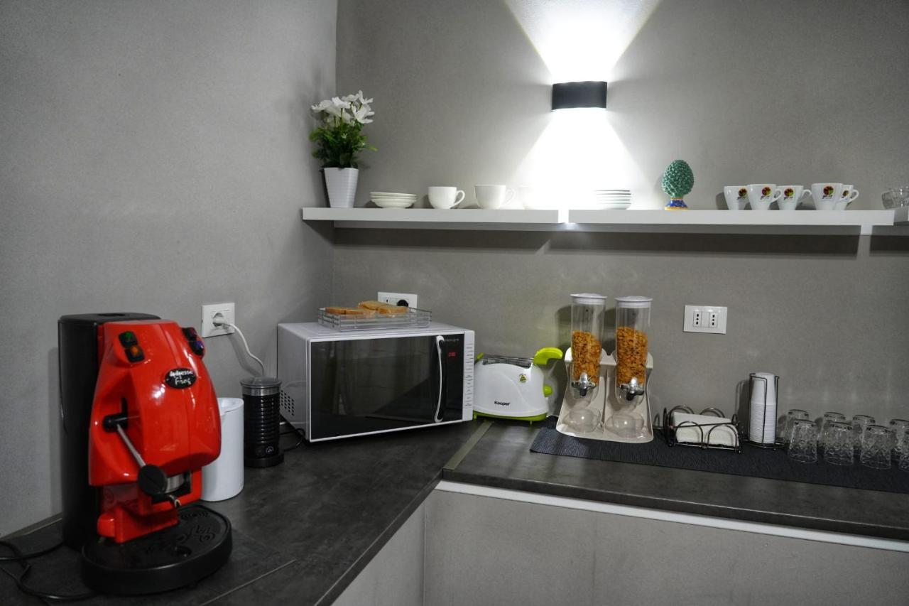 La Casa Del Moro - Al Politeama Bed & Breakfast ปาแลร์โม ภายนอก รูปภาพ